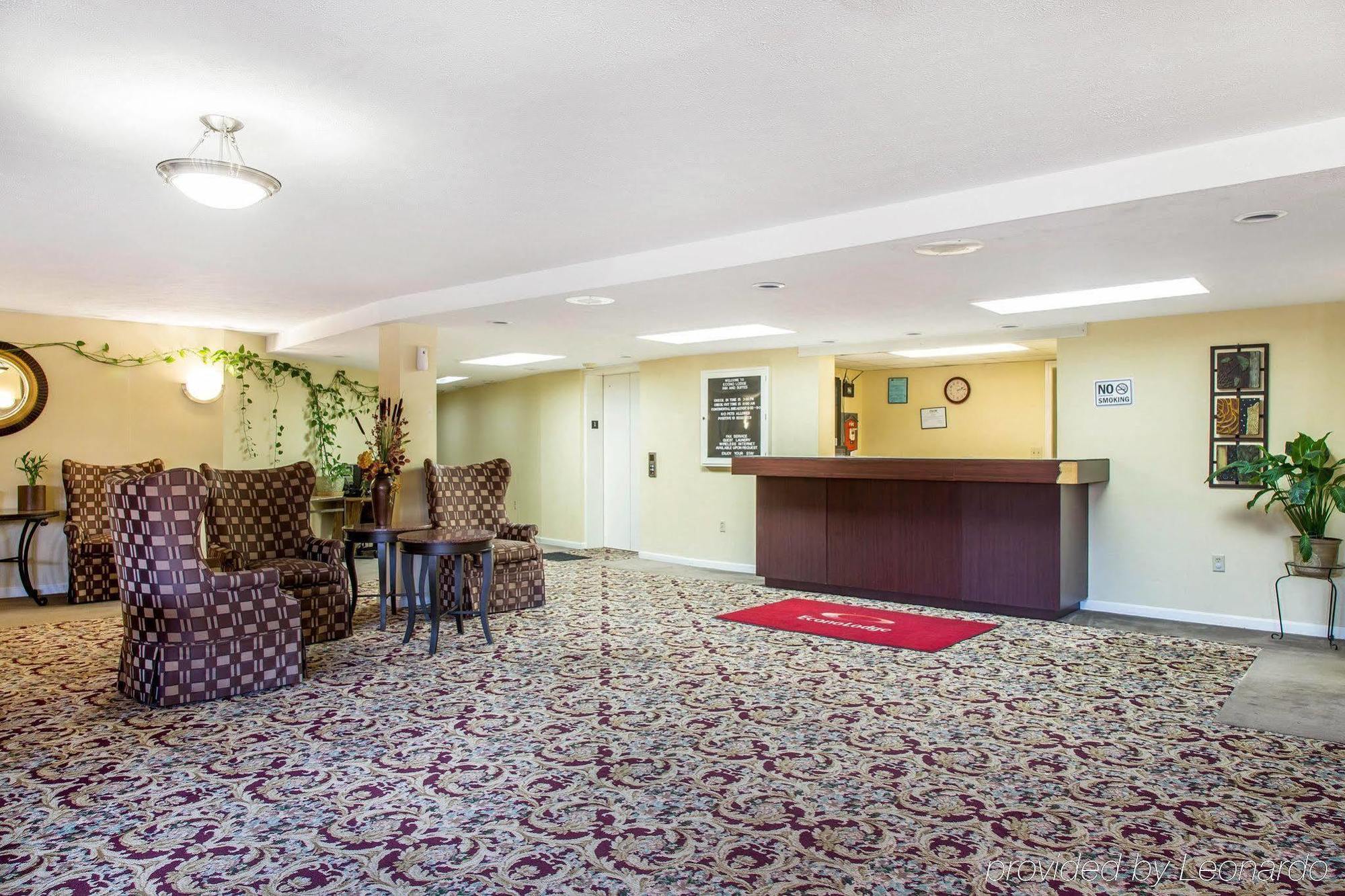 Econo Lodge Inn & Suites גרוטון מראה חיצוני תמונה